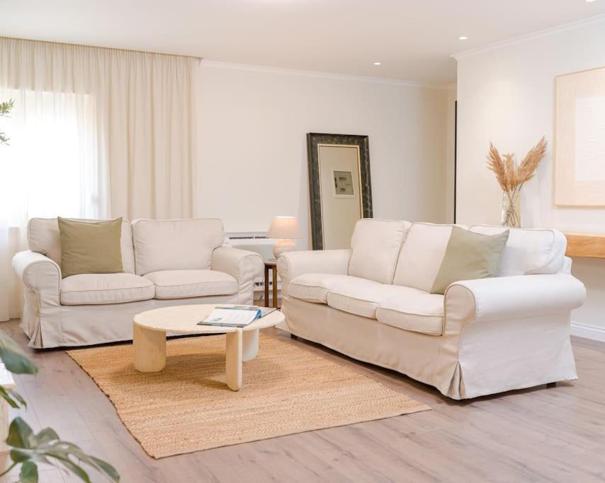 Anna'S Blloku Apartment Tiranë Eksteriør bilde