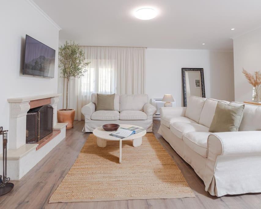 Anna'S Blloku Apartment Tiranë Eksteriør bilde