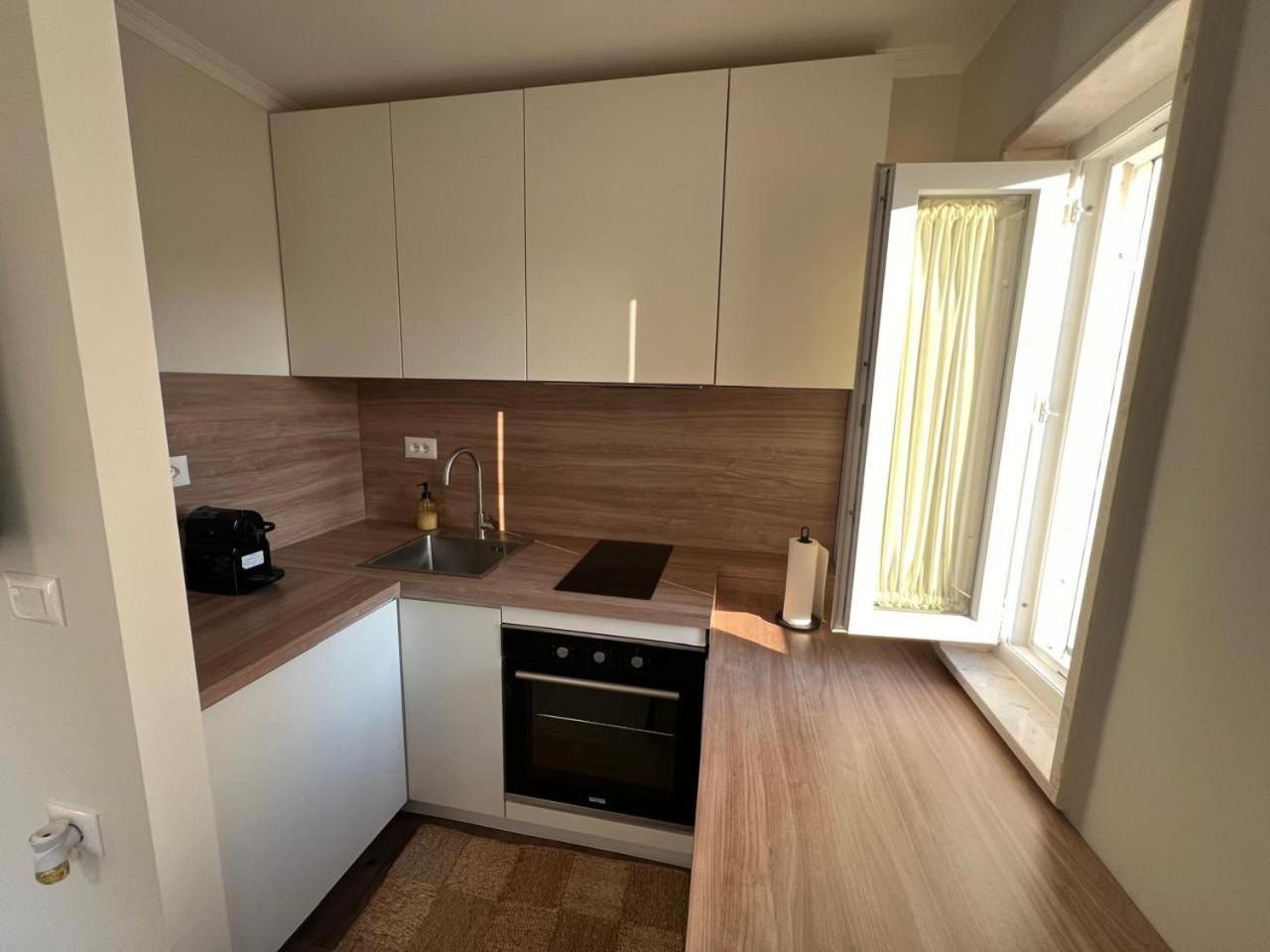 Anna'S Blloku Apartment Tiranë Eksteriør bilde