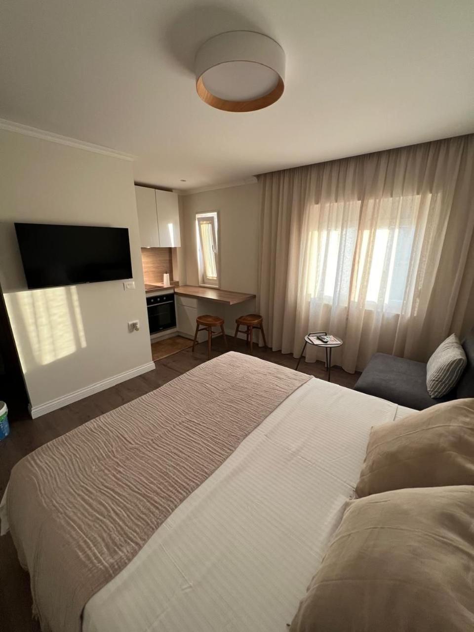 Anna'S Blloku Apartment Tiranë Eksteriør bilde