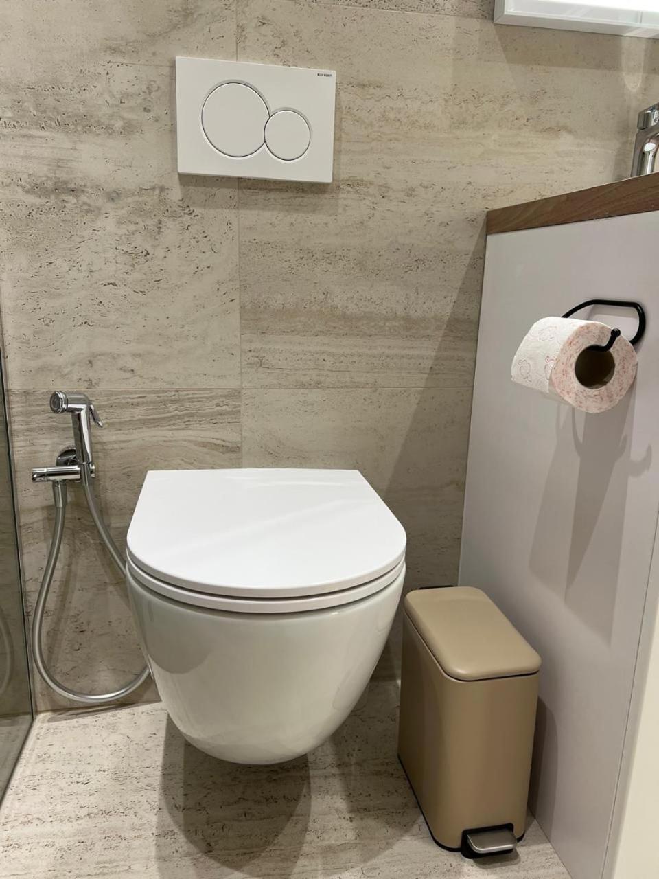 Anna'S Blloku Apartment Tiranë Eksteriør bilde